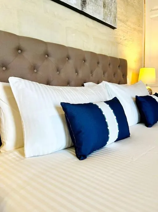 Seafront Beach House In St.Julians Sliema