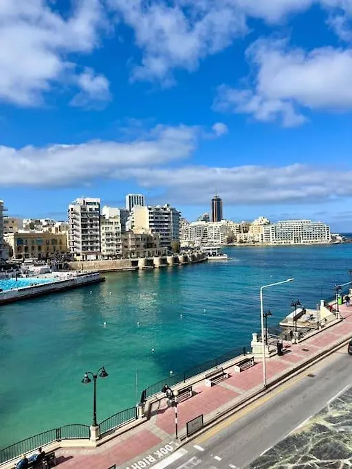 Holiday home Seafront Beach House In St.Julians Sliema