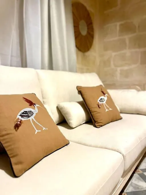 Seafront Beach House In St.Julians Sliema Holiday home